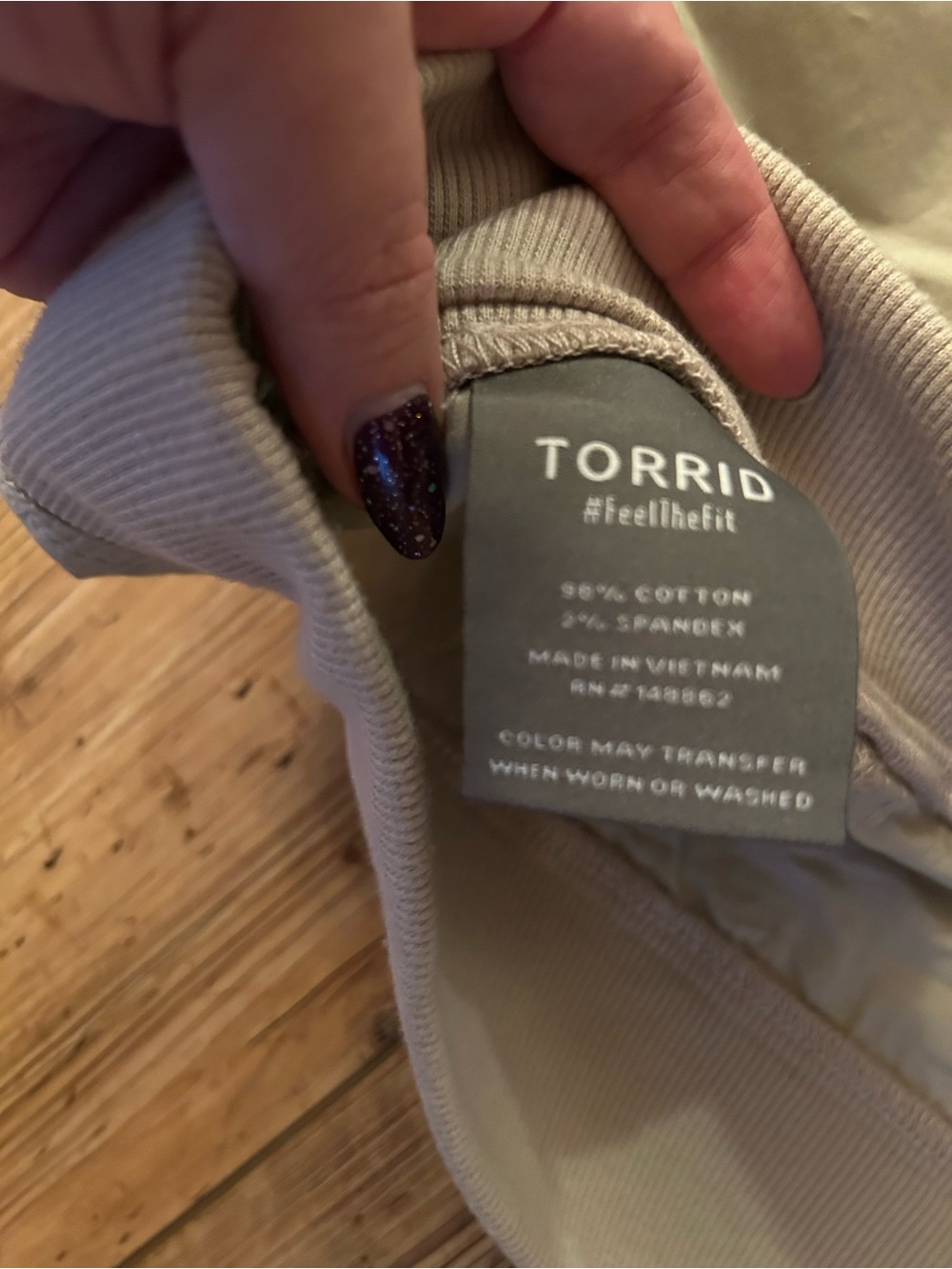 Torrid Pull On Convertible Poplin Crop Pant Size 6 NWT - Picture 8 of 8
